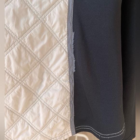 Reebok RBX Women's Running Jacket Quilted Size M Thumb Holes Full Zip Black Gray - Picture 9 of 10